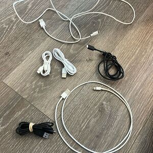 5 different kinds of charger cables including Apple